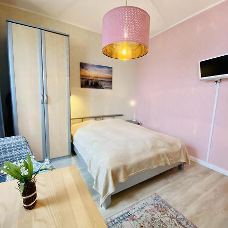 Spatzennest Am Alten Strom 罗斯托克 外观 照片